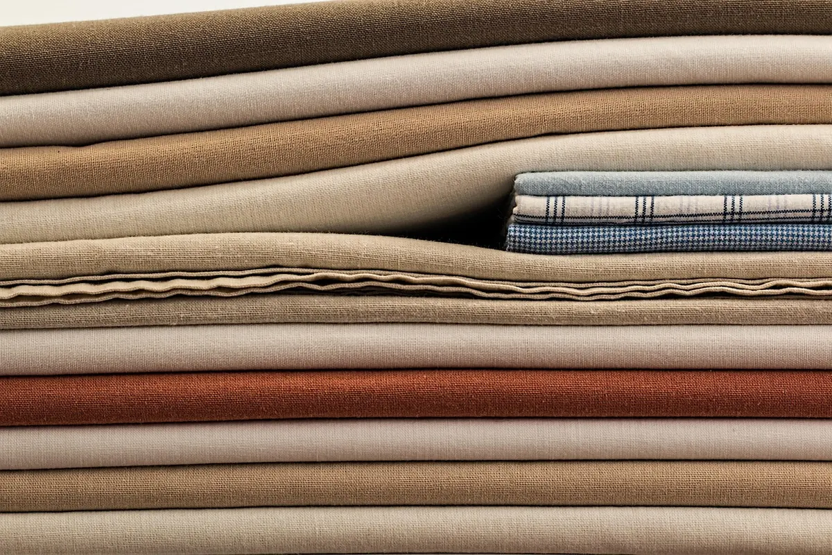 How to Mix and Match Textures: A Beginner's Guide to Layering Bedding and Throws